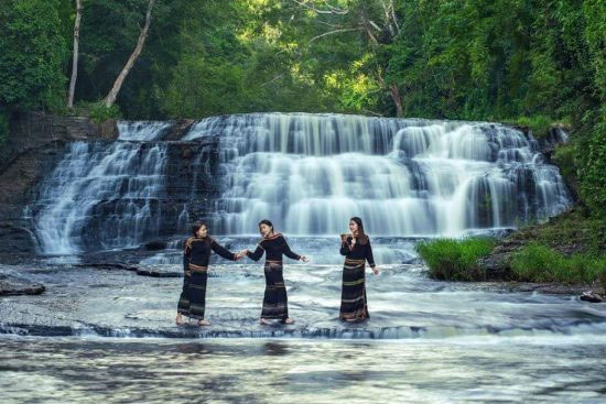 Thác Thủy Tiên
